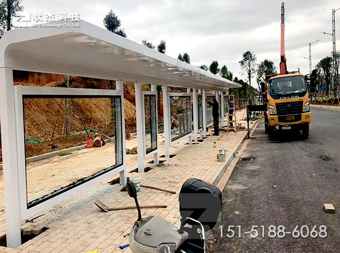 河北衡水加長款公交站臺(tái)候車亭安裝完成-圖片1